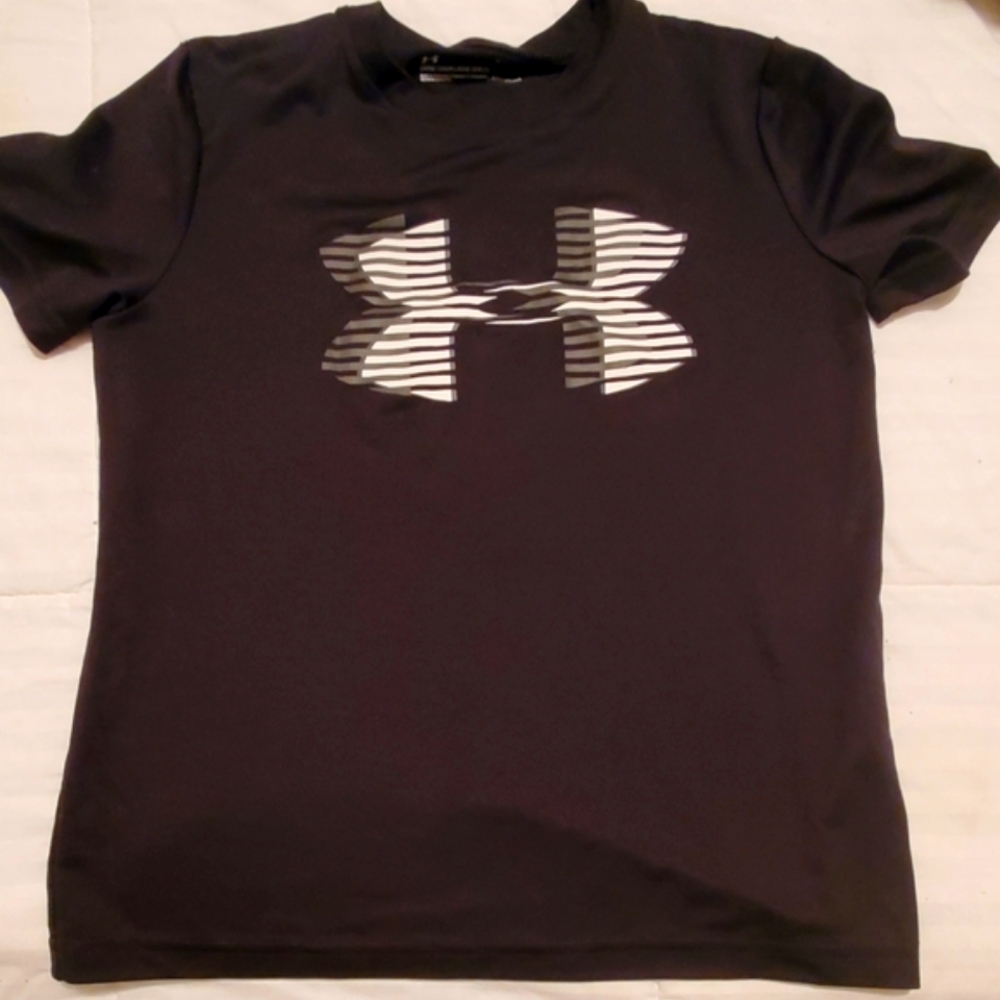 Boys under amour shirt
